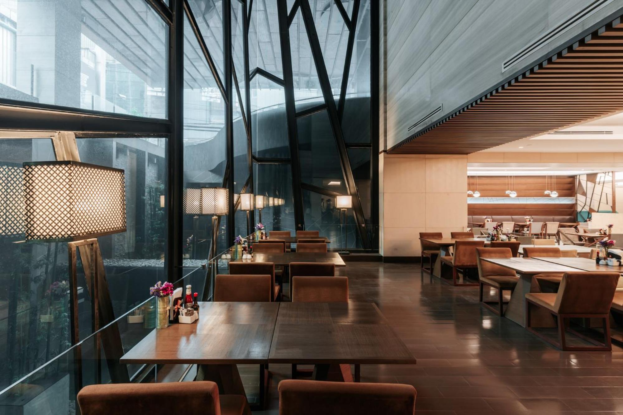 Aetas Lumpini Otel Bangkok Dış mekan fotoğraf