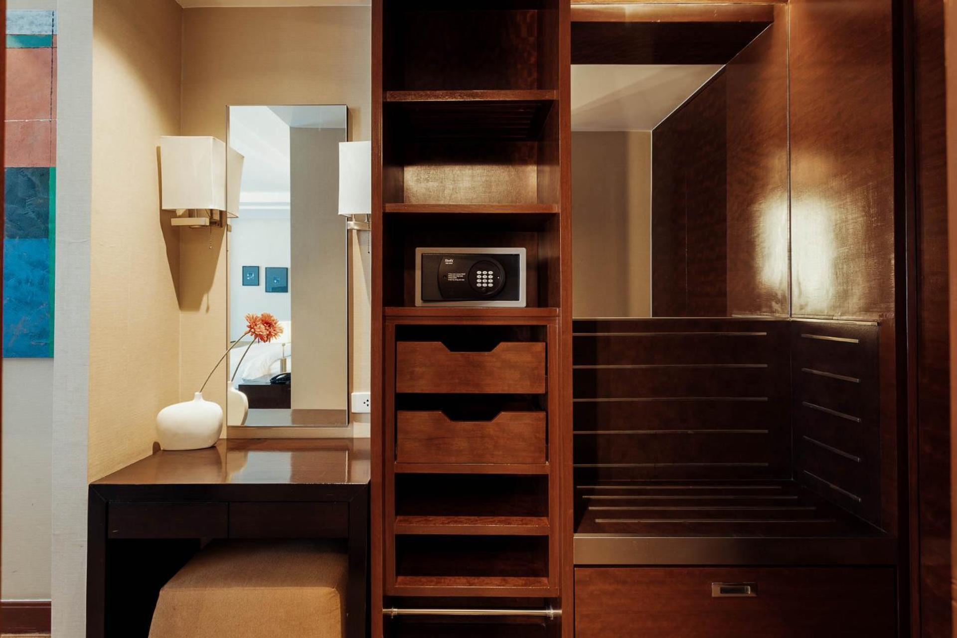 Aetas Lumpini Otel Bangkok Oda fotoğraf