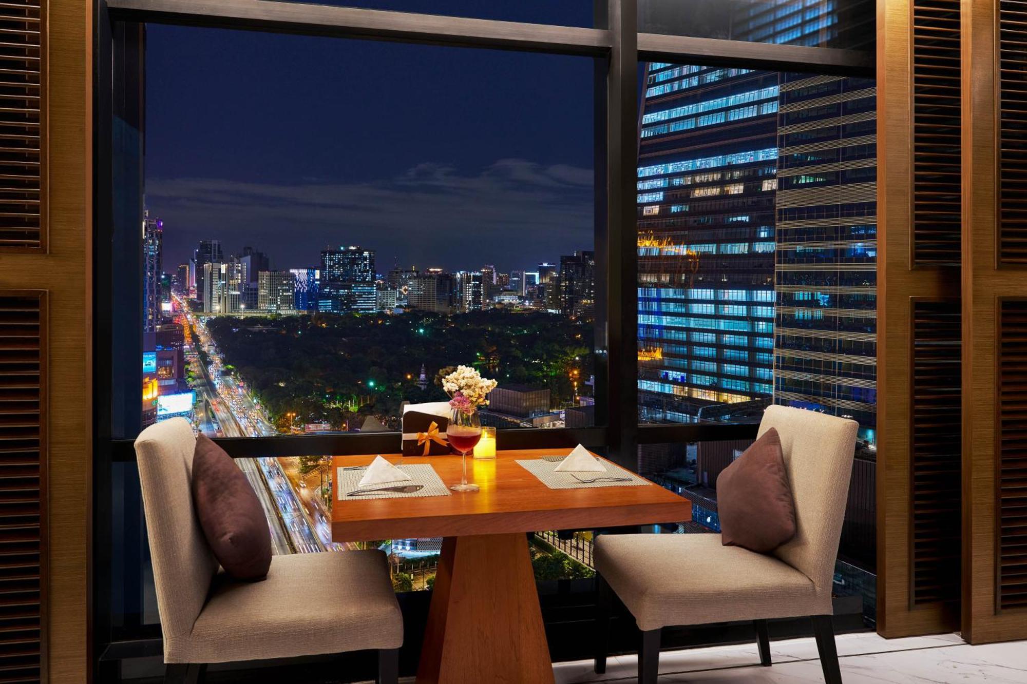 Aetas Lumpini Otel Bangkok Dış mekan fotoğraf