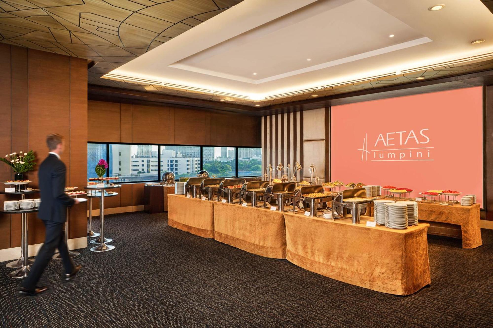 Aetas Lumpini Otel Bangkok Dış mekan fotoğraf
